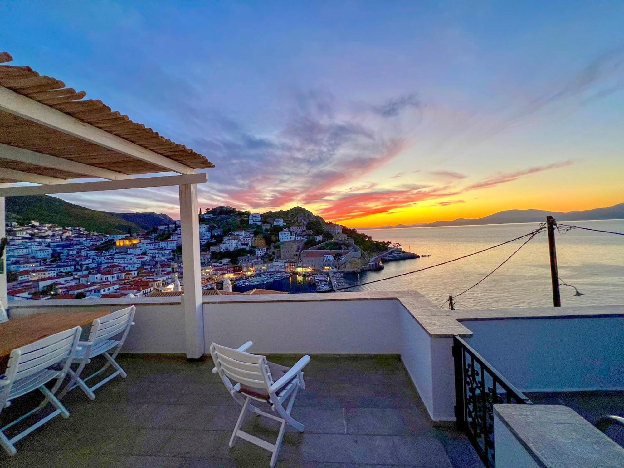 Villa Sunset Ýdra Eksteriør bilde